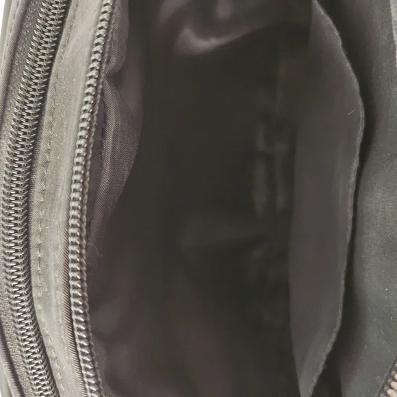 Tommy Hilfiger Black Shoulder Bag with Gold Accent - Picture 7 of 7